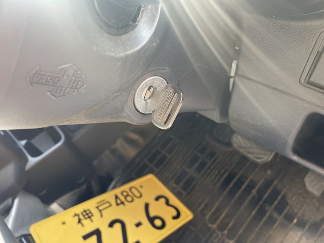 Suzuki CARRY TRUCK 2016-02 19572-8