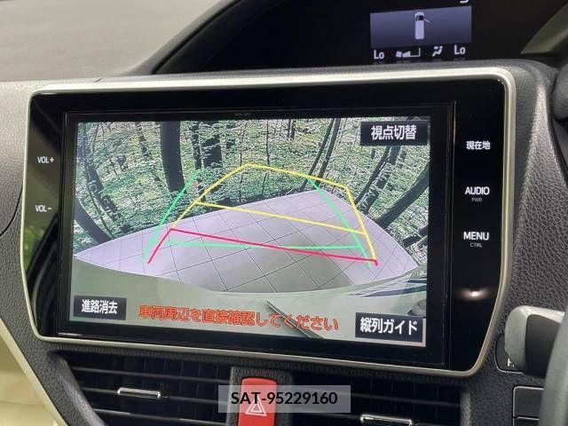 Toyota NOAH 2018-01 392834-4