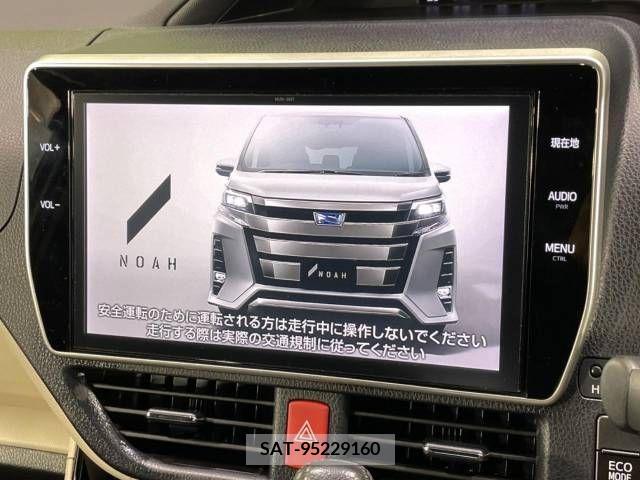 Toyota NOAH 2018-01 392834-3