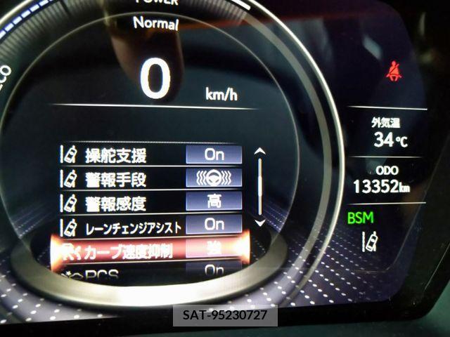 Lexus LS 2017-11 388232-15