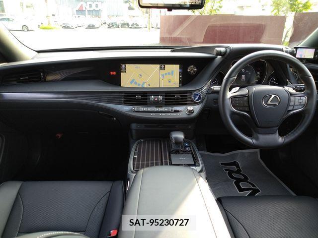 Lexus LS 2017-11 388232-8