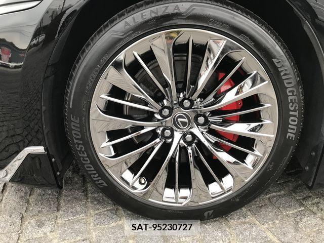 Lexus LS 2017-11 388232-7