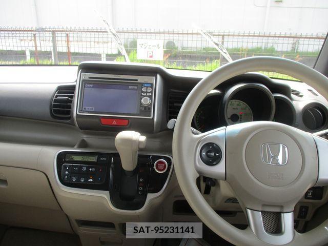 Honda N BOX 2013-04 235637-5