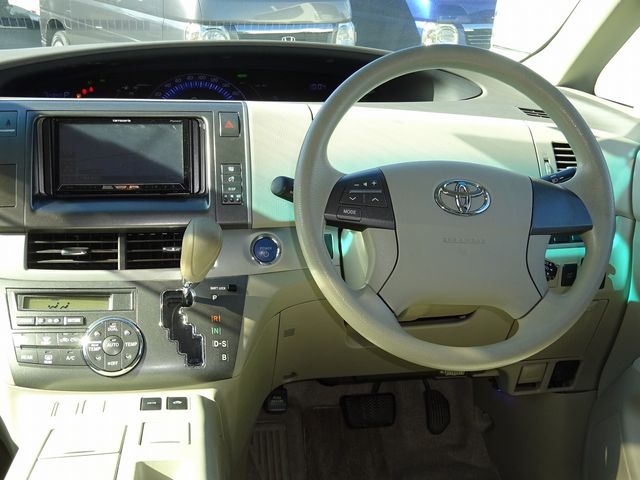Toyota ESTIMA HYBRID 2011-12 195358-15