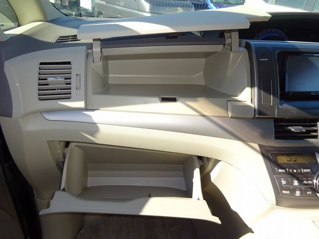 Toyota ESTIMA HYBRID 2011-12 195358-19