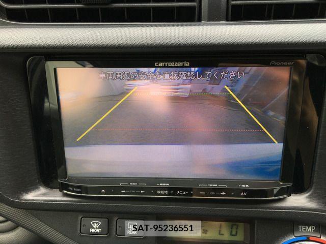 Toyota AQUA 2013-01 327254-8
