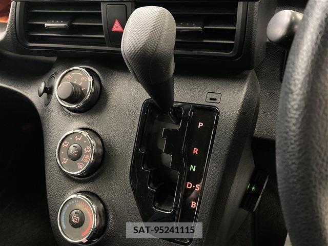 Toyota SIENTA 2017-03 285094-16