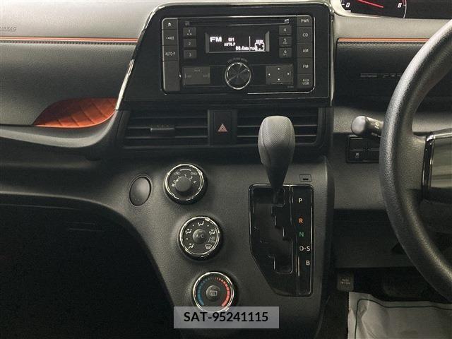 Toyota SIENTA 2017-03 285094-12