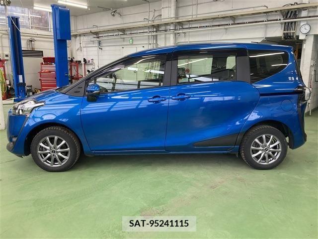 Toyota SIENTA 2017-03 285094-7
