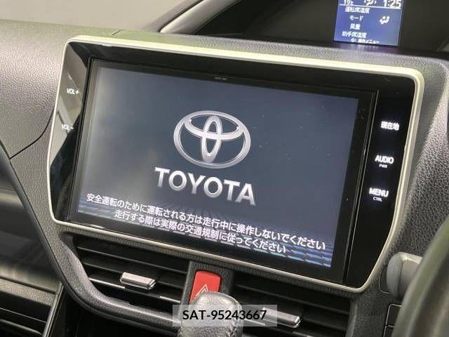 Toyota VOXY 2016-08 288986-5