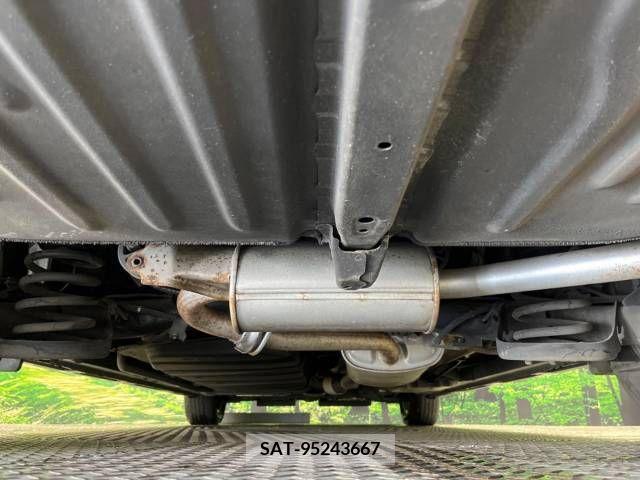 Toyota VOXY 2016-08 288986-19