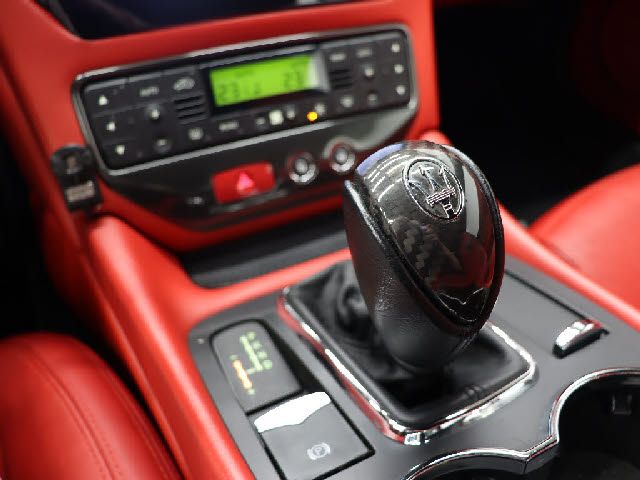 Maserati GRANTURISMO 2016-11 193438-10