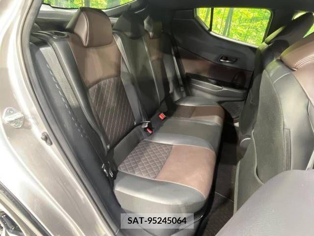 Toyota C-HR 2017-05 294965-9