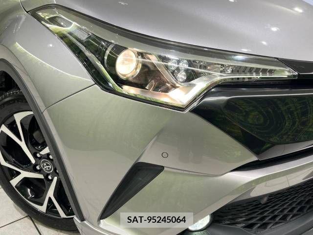 Toyota C-HR 2017-05 294965-12