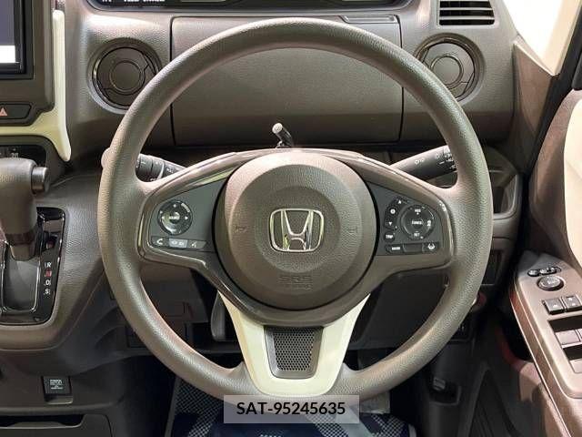 Honda N BOX 2021-04 278465-11