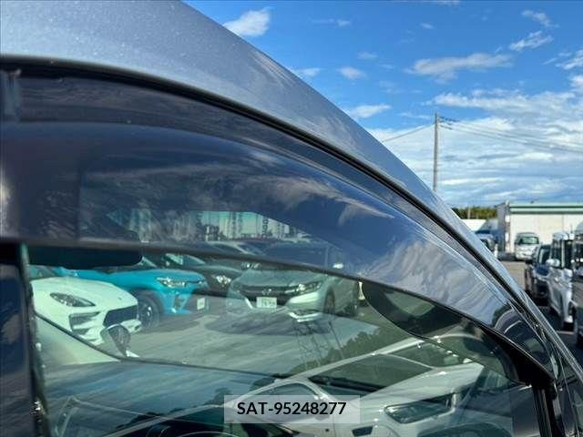 Toyota ALPHARD 2012-01 345350-27
