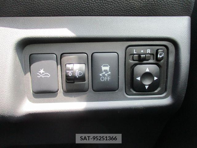 Mitsubishi MIRAGE 2018-01 299062-20