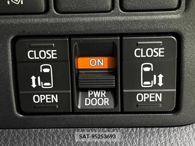 Toyota VOXY 2019-02 347581-4