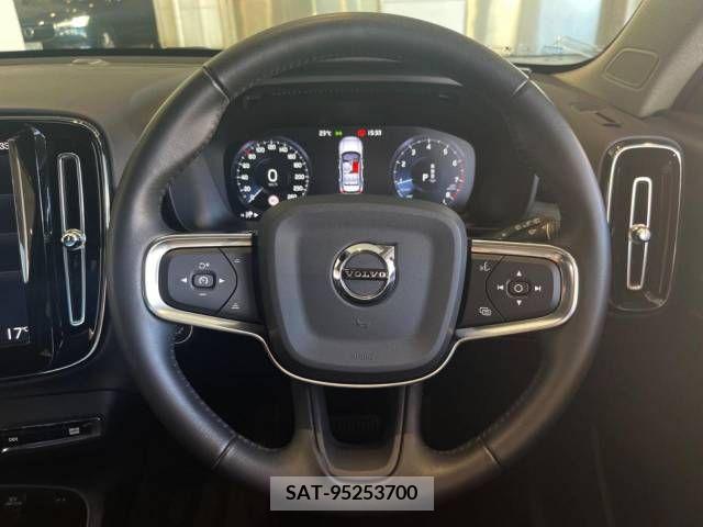 Volvo XC40 2019-03 251394-7