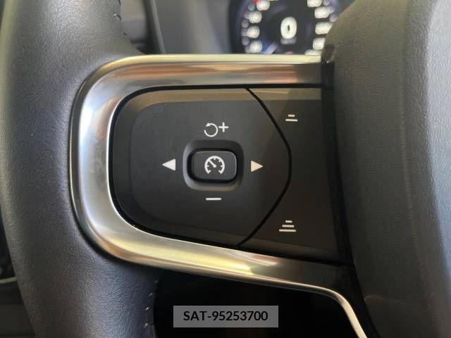 Volvo XC40 2019-03 251394-6