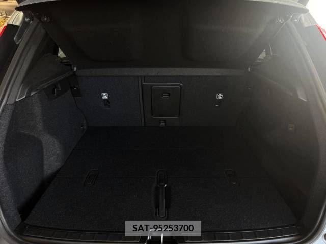 Volvo XC40 2019-03 251394-13