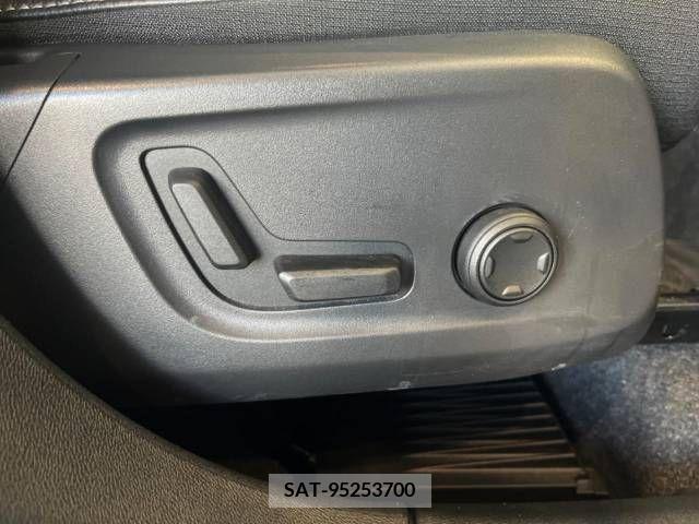 Volvo XC40 2019-03 251394-9