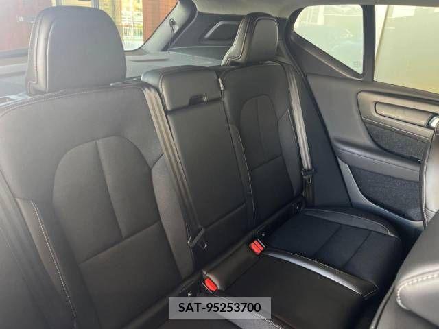 Volvo XC40 2019-03 251394-11