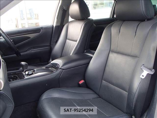 Lexus LS 2013-07 316818-11