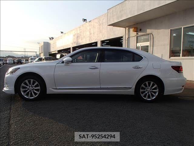 Lexus LS 2013-07 316818-9