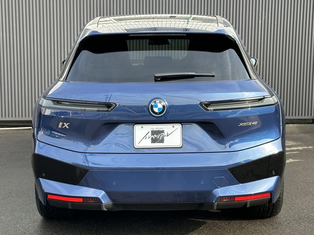 Bmw IX 2022-08 28125-4