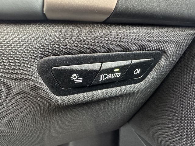Bmw IX 2022-08 28125-23