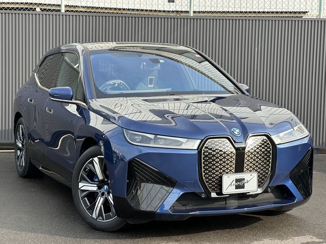 Bmw IX 2022-08 28125-7