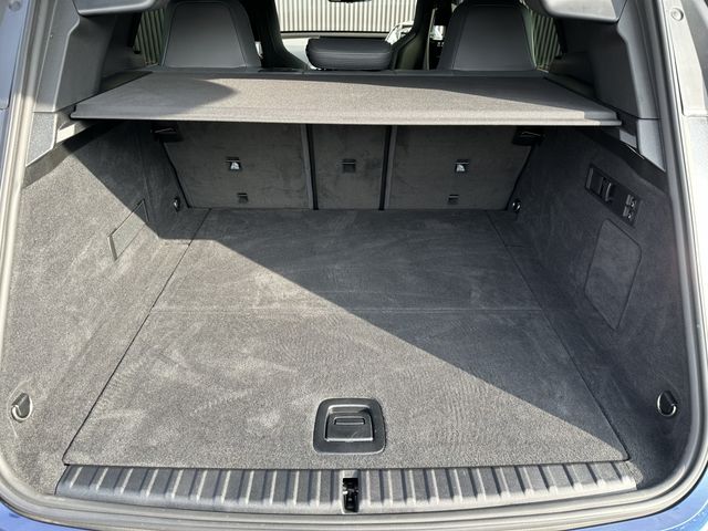 Bmw IX 2022-08 28125-24