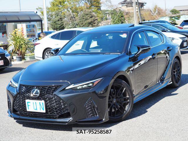 Lexus IS 2021-05 228383-3