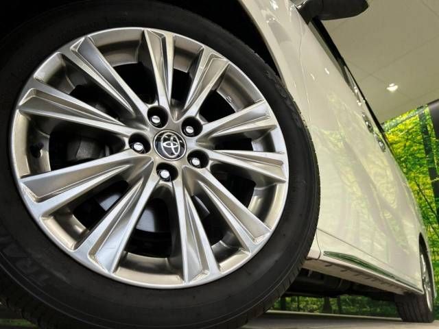 Toyota ALPHARD 2021-05 12749-13