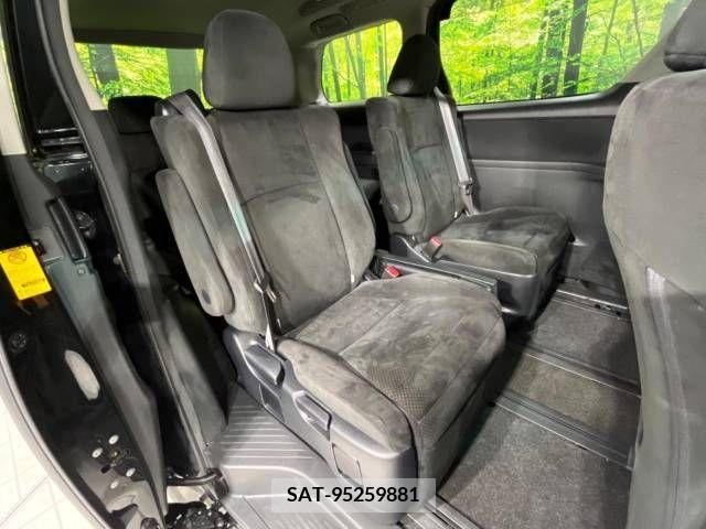 Toyota VELLFIRE 2011-04 299853-8
