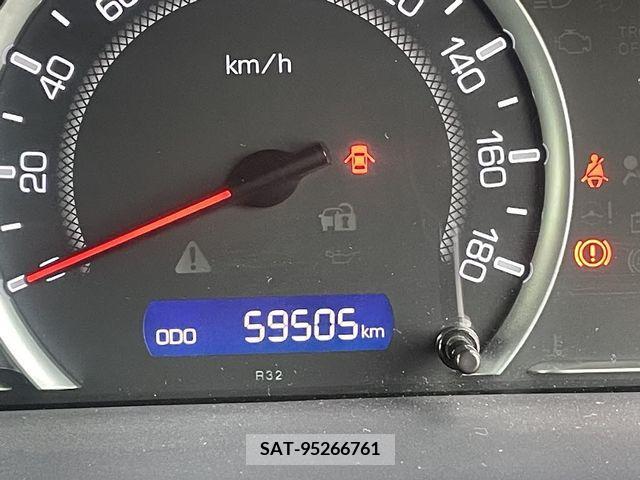 Toyota VOXY 2015-03 289042-18