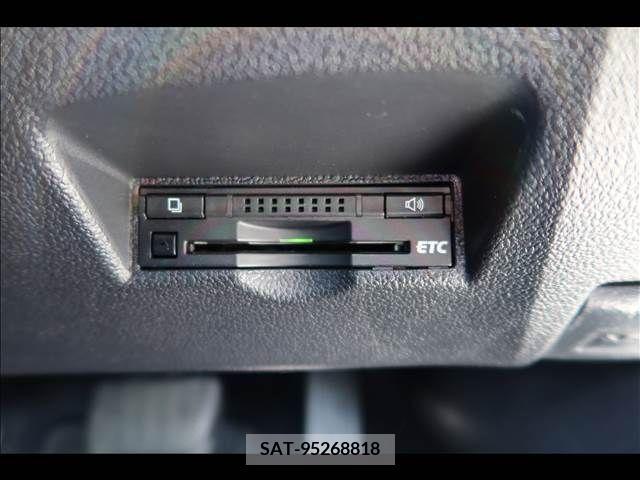 Toyota PRIUS 2020-02 252321-26