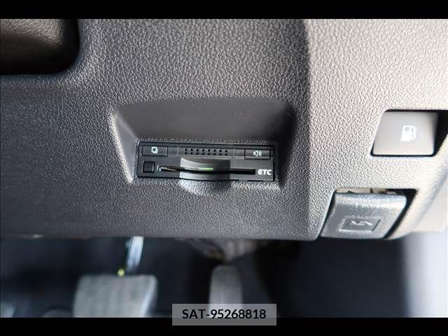 Toyota PRIUS 2020-02 252321-21
