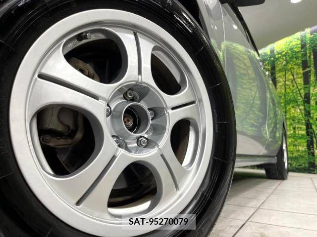Mazda MPV 2007-01 380847-13