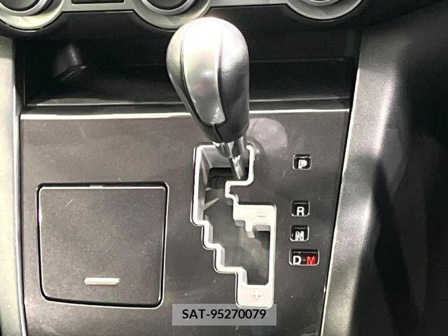Mazda MPV 2007-01 380847-4