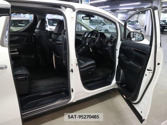 Toyota ALPHARD 2019-01 258899-10