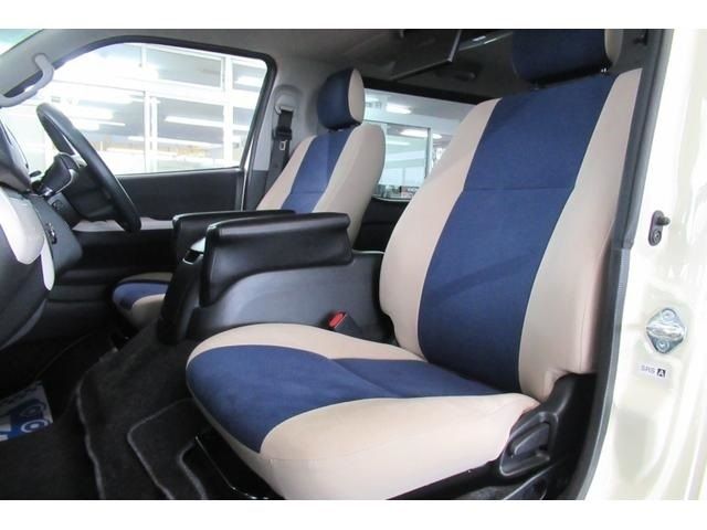Toyota HIACE VAN 2018-01 11237-6