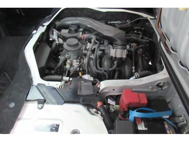 Toyota HIACE VAN 2018-01 11237-26