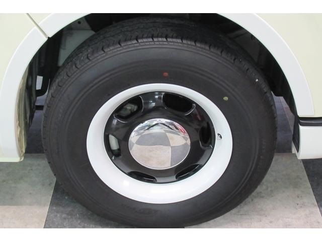 Toyota HIACE VAN 2018-01 11237-24