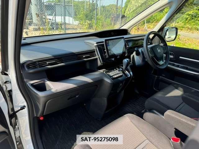 Honda e 2019-05 377246-13