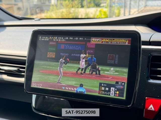 Honda e 2019-05 377246-10