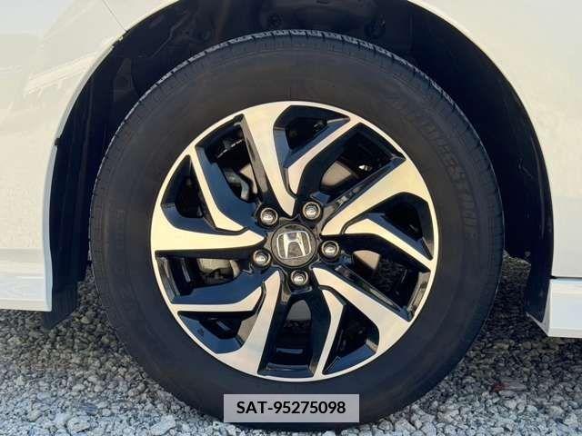 Honda e 2019-05 377246-8