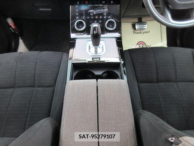 ROVER RANGE ROVER 2019-05 241866-26