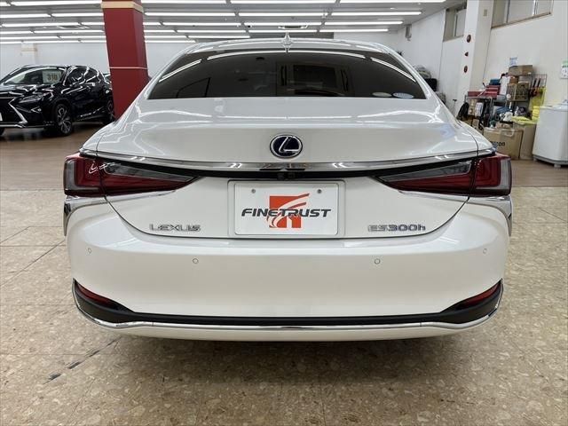 Lexus ES 2018-12 188537-5
